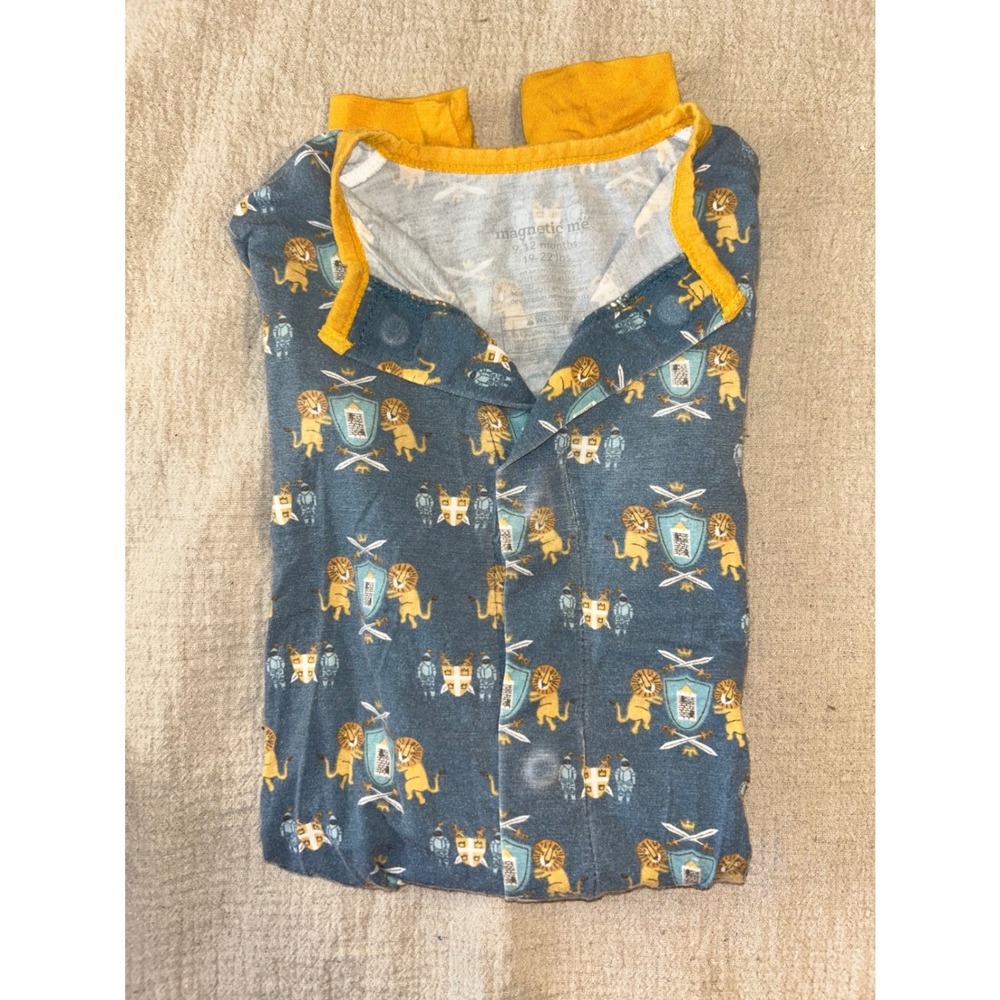 Magnetic Me Knight Lion Medieval Magnetic Footie Romper Blue Yellow 9-12 Months